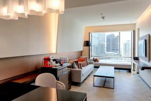 Suite, 2 Twin, Corner room