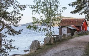 1 Bedroom Beautiful Home In Uddevalla