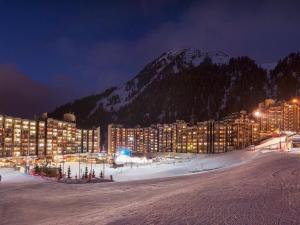 Studio divisible · Pied pistes · 4 pers · Parking · Animaux admis - FR-1-181-2679