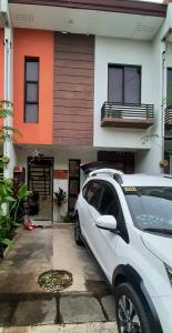 Entire 2 story-house in Navona Subdivision in lapu-lapu Mactan Cebu