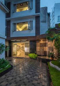 Photo of Hotel Emirates