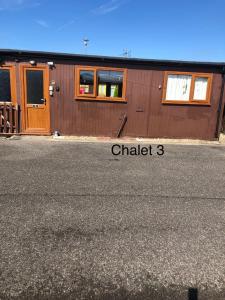 Atlanta Ceder Wood Chalet