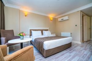 Standard Double or Twin Room room in Kensington Hotel İstanbul