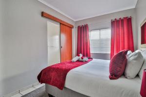 Rudman Townhouses - OR Tambo Airport