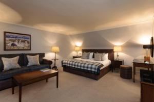 Executive Double Room room in Thainstone House