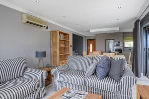 San Lameer Villa 14109 - 4 Bedroom Deluxe - 8 pax - San Lameer Rental Agency