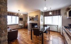 Revalia T1 Airport-Bus Station One-Bedroom Apartment