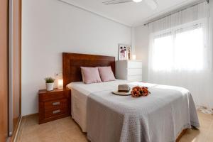 Sunny Casita, Torrevieja, Modern 2 Bed Top Floor Apartment