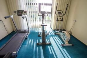 Farys centrum Krynicy na wzgórzu wśród ciszy ze wspaniałymi tarasami widokowymi sauna jacuzzi siłownia prywatny parking za darmo dla naszych Gości