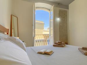 Elegant apartment in the heart of the Marina