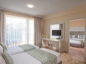 Marina Sands Bijou Boutique is an excellent choice for travelers visiting Obzor