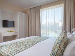 Marina Sands Bijou Boutique is an excellent choice for travelers visiting Obzor