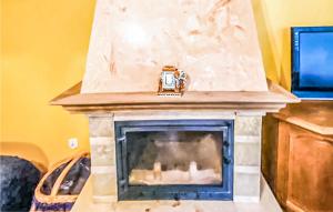 Gorgeous Home In Kamionki Male