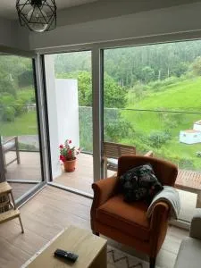 Casa adosada agradable entre playas y montañas - Loroñe