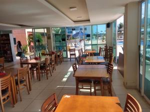 Apartamento no Golden Lake - pé na areia, agua de côco e cervejinha