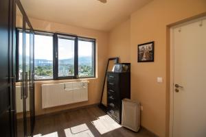 Vitosha View Apartment with Parking