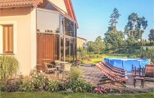 Stunning home in Semlin with 4 Bedrooms WiFi and Outdoor swimming pool