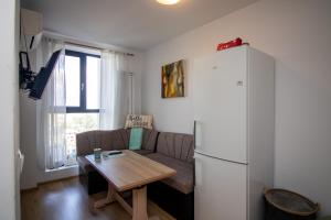 City View Apartment + Parking