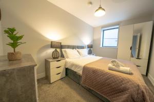 Family apartment sleeps 6 in botanic Queens area