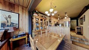 Lakeview 826 Condo #532 Condo