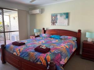 35 Rumbalara Avenue Rainbow Beach Pool Aircon Pets Welome