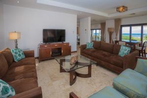 Pristine Bay Villa 1108 home