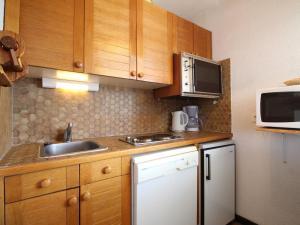 Appartements Studio Les Carroz d'Araches, 1 piece, 4 personnes - FR-1-572-131 : photos des chambres