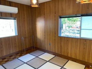 いろり坊一棟貸切プラン。囲炉裏テーブル・BBQで遊べるくつろぎの宿。