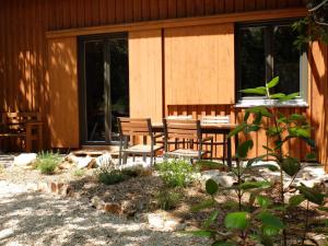 Chalets Gite et cabane ecologiques 1000 Pailles : photos des chambres