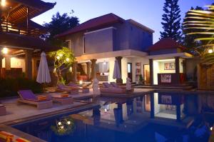 Puri Sading Hotel