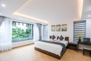Sea Breeze Villa FLC sang trọng gần biển có bể bơi