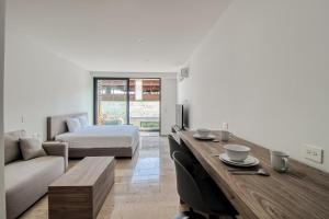 Actual Chic 502 at A Perfect Place