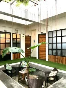 Avisala Hostel Coron - Borac