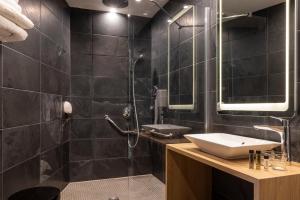 Hotels Hotel Abbatial Saint Germain : Suite Junior