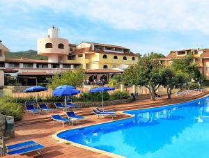 Double or Twin Room with Side Sea View