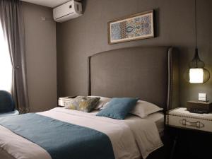 Madamz Bed & Breakfast