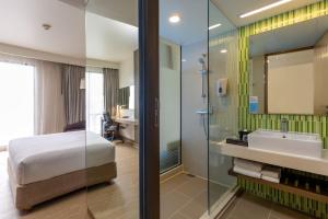 Holiday Inn Express Bangkok Sukhumvit 11 by IHG