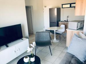 Taina Apartment @ Green Creek