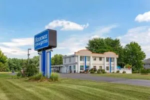 Rodeway Inn & Suites New Paltz - Hudson Valley - 新帕尔茨