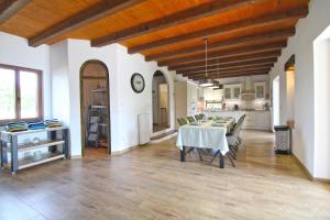 Three-Bedroom House room in Villa Dean 1912