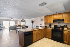 Beachfront Complex - 2b 2b - Beach Place #303