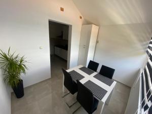 GUESTHOUSE RUZA SOBRA apartments in the attic of the house
