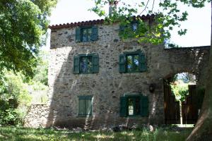 Maisons de vacances Gite du grand cedre : photos des chambres