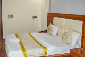 FabHotel The Golf Inn