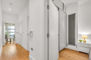 One-Bedroom Apartment room in Cozy apartments in Regent's Park