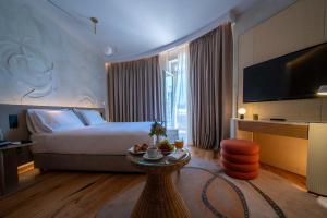 Deluxe Suite room in Maison Sofia Hotel