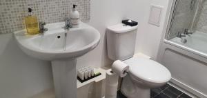 Garland Modern Central City Apartment London