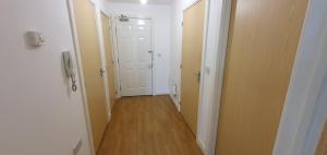 Garland Modern Central City Apartment London