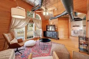 Twilight Ranch - 6 acre ranch w/hot tub and dog friendly! - Grapetown