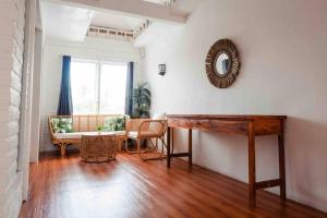 Cosy PRIVATE 3 BEDROOM vacation villa (5 mins to FINNS BEACH)